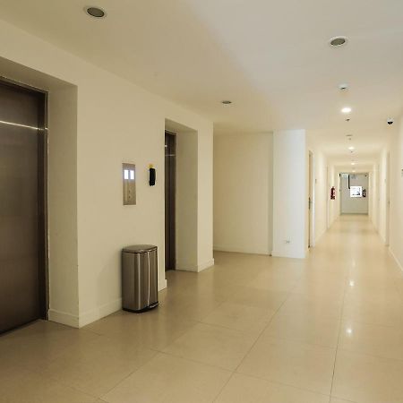 Go Hotels Manila Airport Road Paranaque City Exterior foto