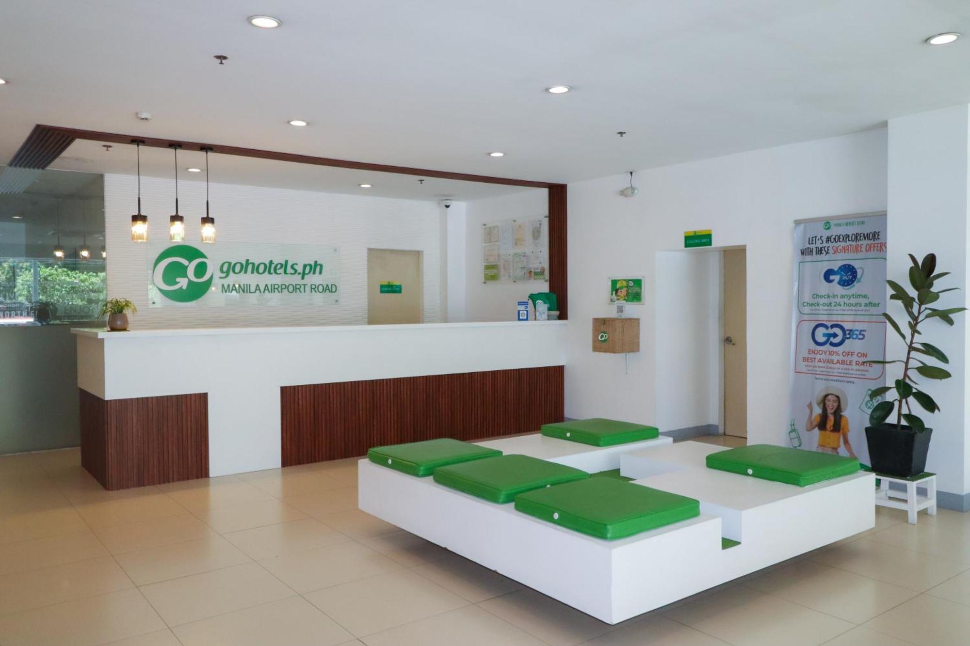 Go Hotels Manila Airport Road Paranaque City Exterior foto